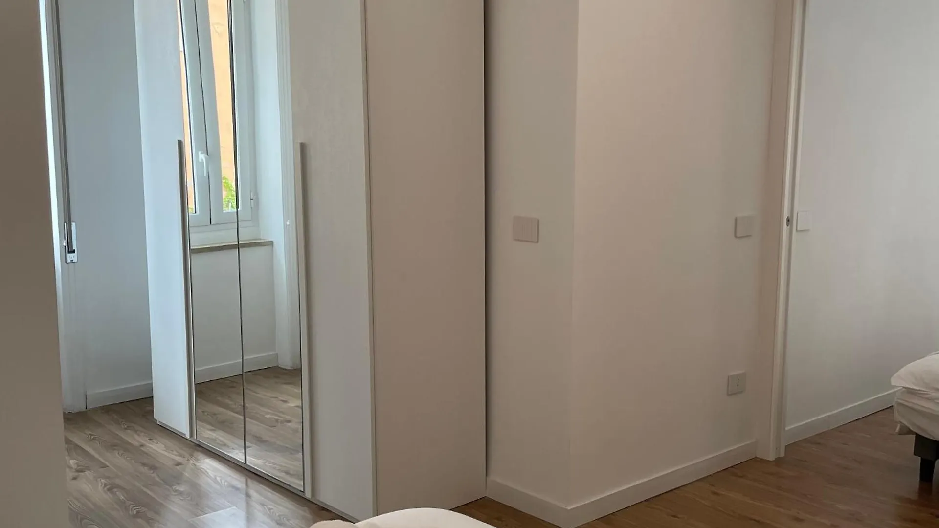 Tarante Apartment Naples 0*,  Italy